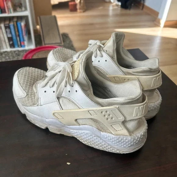 Air Huarache By Nike White Men\'s Size 15 Pre-Owned Nike Air Huarache Triple White for Sale - Authenticity  main image 3